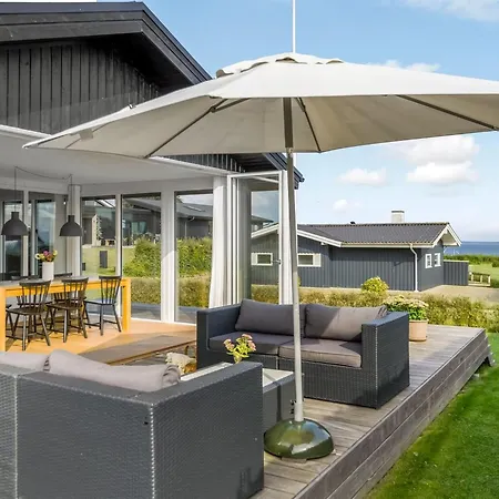 Hubertina - 75m From The Sea By Interhome Holiday home