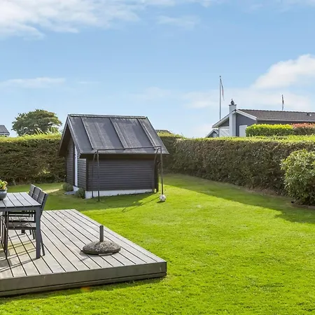 Dom wakacyjny Hubertina - 75m From The Sea By Interhome Hejlsminde