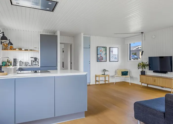 Holiday home Hubertina - 75m From The Sea By Interhome *