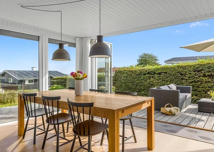 Hubertina - 75m From The Sea By Interhome Holiday home *